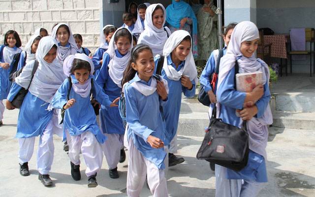 چار روز بعدتعلیمی ادارےکھل گئے