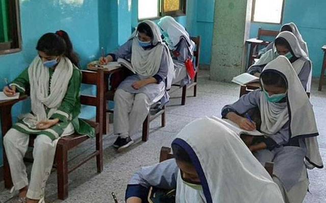 نویں، دسویں جماعت کے لاکھوں طلباء کا مستقل خطرے میں پڑ گیا