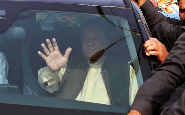  نواز شریف دورہ بلوچستان کے لئے ایئرپورٹ روانہ 