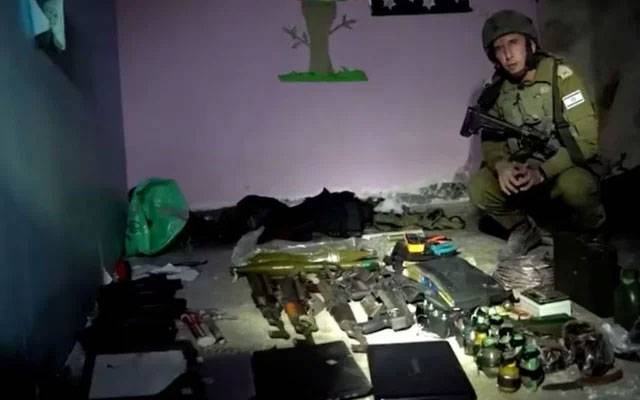 Gaza, Arms arsenal under the hospital, City42