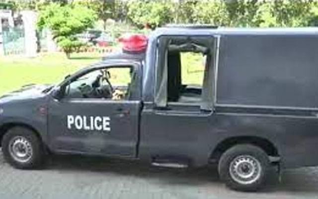  فیکٹری ایریا پولیس نے گمشدہ بچہ والدین سے ملوا دیا