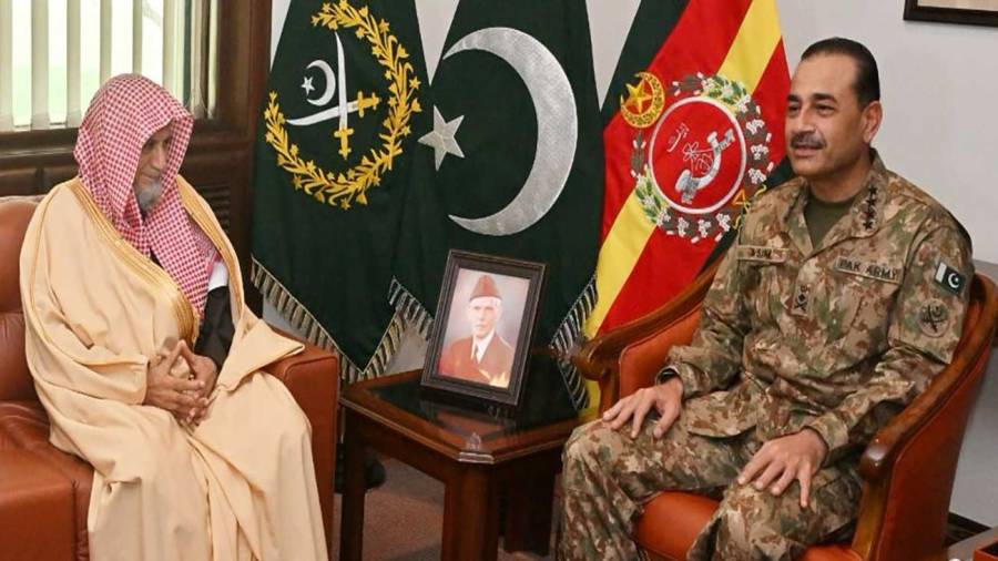 آرمی چیف عاصم منیر نے امام کعبہ کے دورہ پاکستان کو عوام کیلئے باعث عزت قرار دے دیا