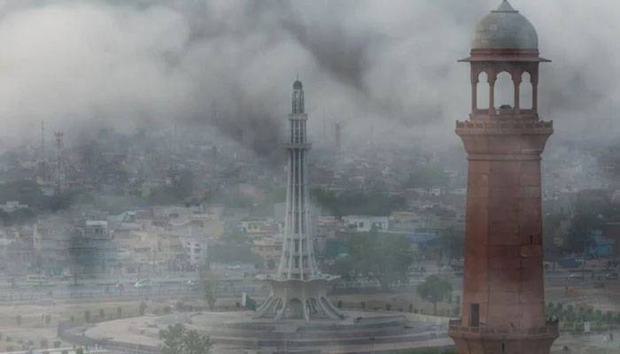 اسموگ کا تدراک ، پنجاب کے 10 اضلاع میں لاک ڈاؤن نافذ