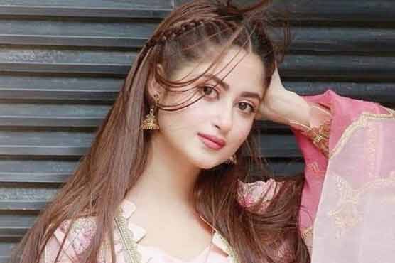  جلد شادی کرنے کا مشورہ ،سجل علی کا مداح کو دلچسپ جواب