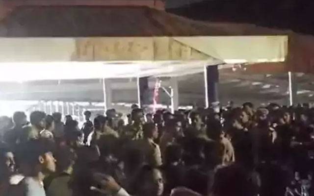  یونیورسٹی میں میوزیکل کانسرٹ سے قبل بھگڈر مچنے سے 4 طالبعلم ہلاک