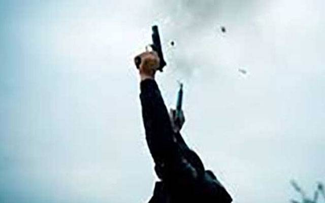  ٹک ٹاک کے شوقین شخص کی گلی میں فائرنگ،گولی 14 سالہ لڑکے کو جا لگی