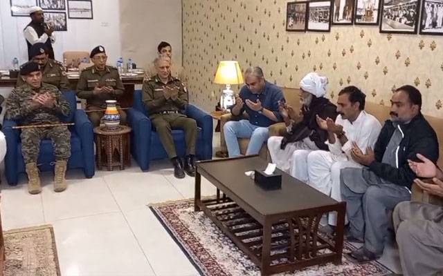محسن نقوی کچے میں ڈاکوؤں کی فائرنگ سے زخمی اہلکاروں کی عیادت کیلئے پہنچ گئے