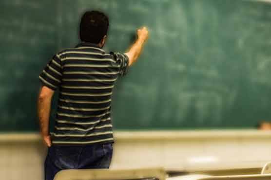سرکاری سکولوں میں ہیڈ ماسٹر خالی اسامیوں کی بھرتیوں پرغور 