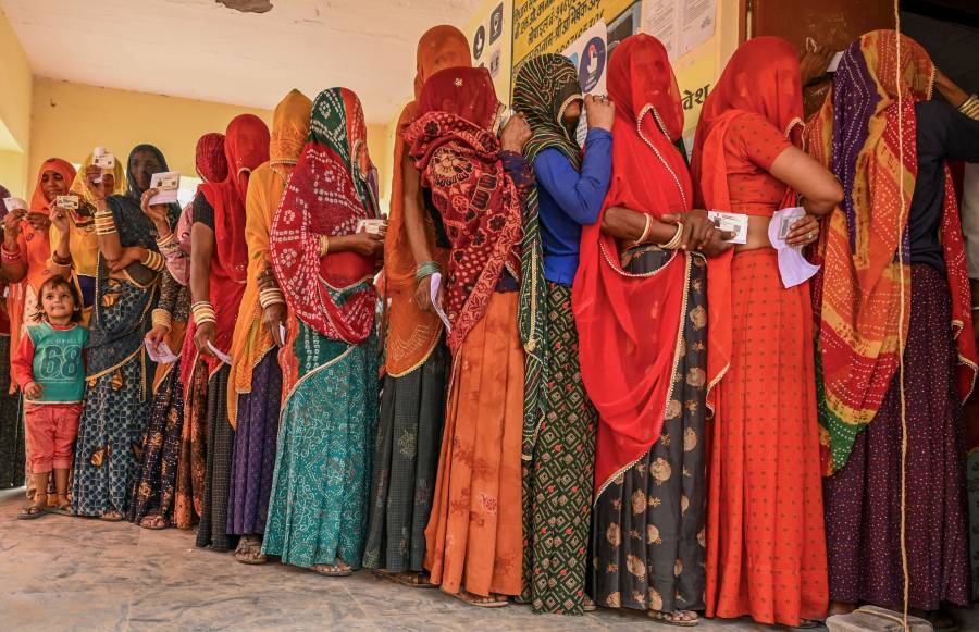 بھارت کی پانچ ریاستوں میں چناؤ کے نتائج، کانگرس کےمستقبل کا تعین کل ہو گا