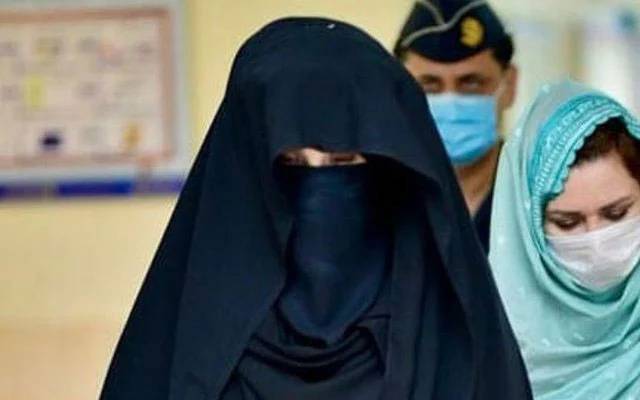 لطیف کھوسہ کیساتھ آڈیو کال لیک، بشریٰ بی بی اسلام آباد ہائیکورٹ پہنچ گئیں
