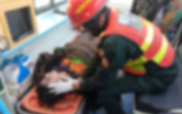  گجرات؛ نجی یونیورسٹی کی طالبہ نے دریا میں چھلانگ لگا کرخودکشی کرلی