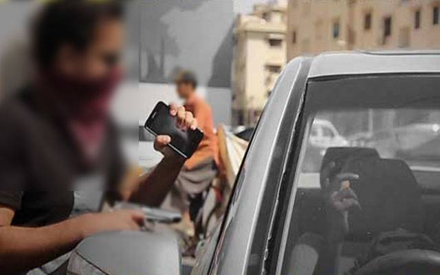 High Profile mobile phone robbery in Islamabad, Robbery, phone snatching, city42
