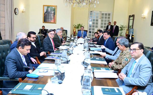کھاد کی ذخیرہ اندوزی سے کسانوں کا استحصال کرنے والوں کو معاف نہیں کیا جائے گا، نگران وزیراعظم 
