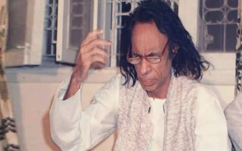معروف شاعر جون ایلیاء کی آج 91 ویں سالگرہ