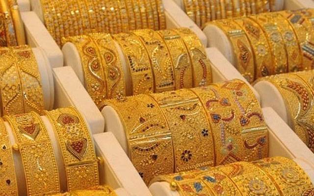مسلسل تین روز اضافے کے بعد سونے کی قیمت میں کمی ہوگئی 