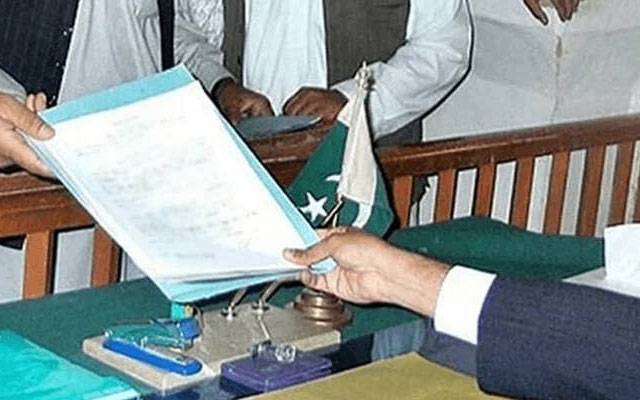 ملک بھر سے کاغذات نامزدگی کی مدد میں کتنی رقم قومی خزانے میں جمع ہوگئی؟ جانیے 