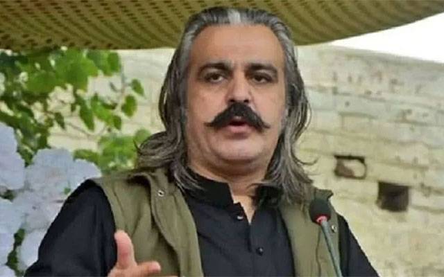 علی امین گنڈاپور اور ان کے بھائی کےکاغذات نامزدگی پر آر او کے اعتراضات، کل تک کا ٹائم دیدیا