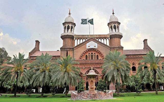 سموگ؛ سڑکوں پر نہر اور وضو کا ذخیرہ شدہ پانی کے چھڑکاؤ کی ہدایت