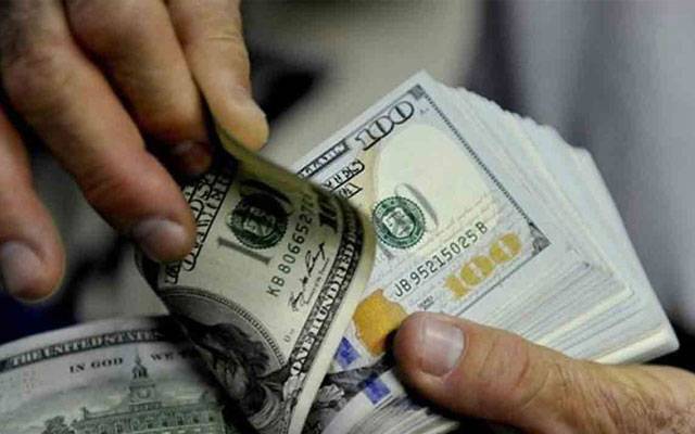 انٹربینک میں ڈالر سستا، اوپن مارکیٹ سے بھی بڑی خبر آگئی 