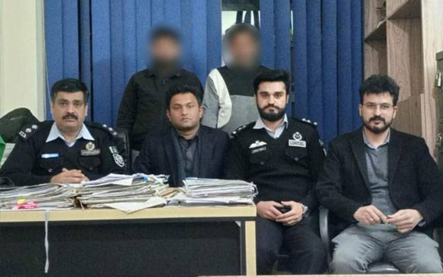 ایف آئی اے کی بڑی کارروائی، جعلی دستاویزات بنانے اور انسانی سمگلنگ میں ملوث 2 ملزمان گرفتار 