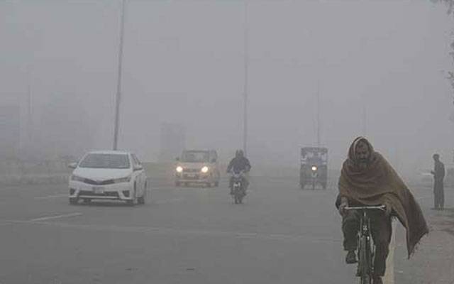 خون جما دینے والی سردی، فضائی آلودگی میں لاہور تیسرے نمبر پر،بارش کا امکان نہیں،محکمہ موسمیات