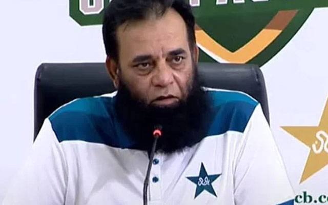 لاہور: قومی ٹیم کےسابق کرکٹر  کو  ڈاکوؤں نےگھر کی دہلیز پر لوٹ لیا