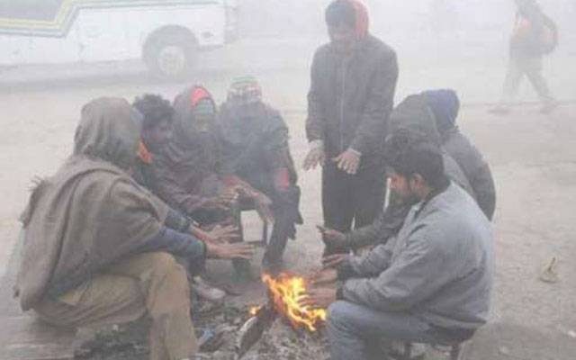 لوگ سورج کی روشنی کو ترس گئے، خشک  سرد ی سے بیماریوں میں اضافہ، بارش کا امکان نہیں،محکمہ موسمیات