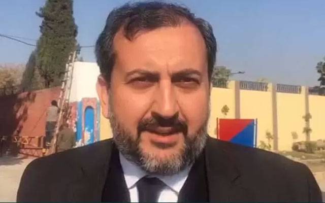 بانی پی ٹی آئی نے انتخابی مہم کے حوالے سے چاروں ہائیکورٹس میں درخواستیں دینے کی ہدایت کی ہے، عمیر نیازی