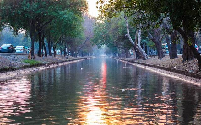 تیز رفتار کار نہر میں جا گری،حادثے میں زخمی نوجوان ہسپتال میں چل بسا