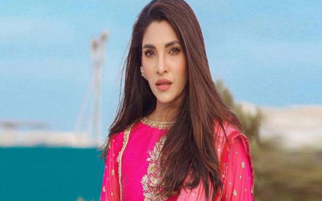  اداکارہ  ژالے سرحدی نےلوگوں کی شادیاں نہ ہونے کا الزام سوشل میڈیا پر لگا دیا