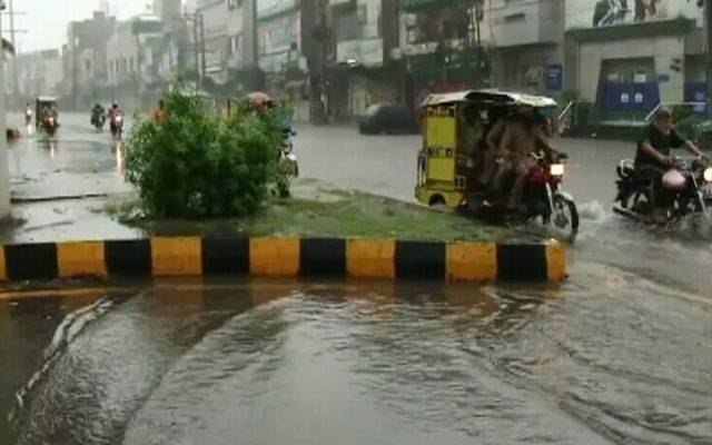  لاہور سمیت پنجاب کے بیشتر علاقوں میں موسلادھار بارش