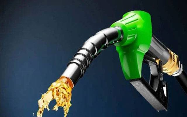 مہنگائی کی چکی میں پسی  عوام کو  جھٹکا، پیٹرول کی قیمت میں بڑا اضافہ
