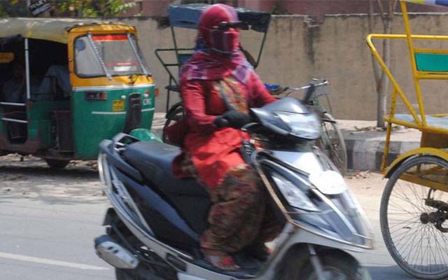 طالبات کیلئے رائیڈ فار چینج پروگرام دوبارہ شروع،مختلف یونیورسٹیز، کالجز میں سکوٹی ٹریننگ کا آغاز 