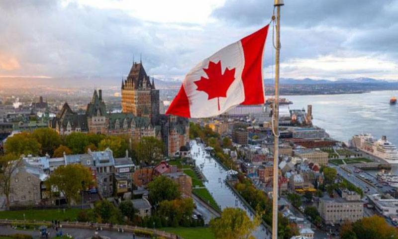 کینیڈا نے نئے آنے والے بین الاقوامی طلباء کے داخلے پر دو سال کی پابندی کا اعلان کردیا
