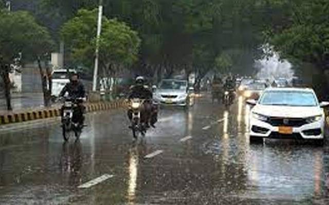  لاہور میں صبح سویرے بوندا باندی سے موسم خوشگوار، مزید بارش کی پیشگوئی 