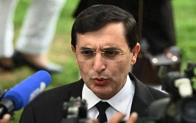 سیاسی مقاصد کےلیے لوگوں کے ذاتی زندگیوں میں جھانکا جارہا ہے، بیرسٹر گوہر علی