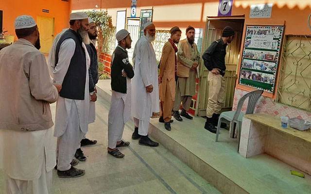 این اے 228 کے پولنگ اسٹیشنز پر چوکیدار پریزائیڈنگ افسر مقرر