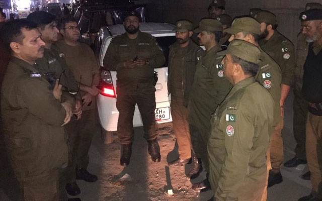 Punjab Police, Ali Pur Chathha, Liaqat Chatha , City42 , Ashfaq Tarar, Raid 