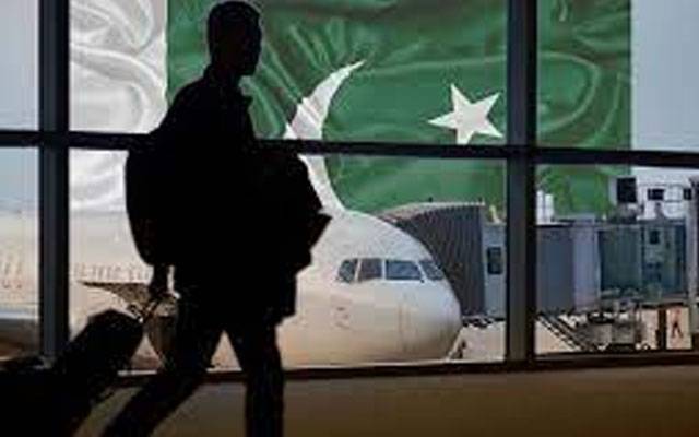 ایک سال میں 80 لاکھ سے زائد پاکستانی بیرون ملک روانہ 