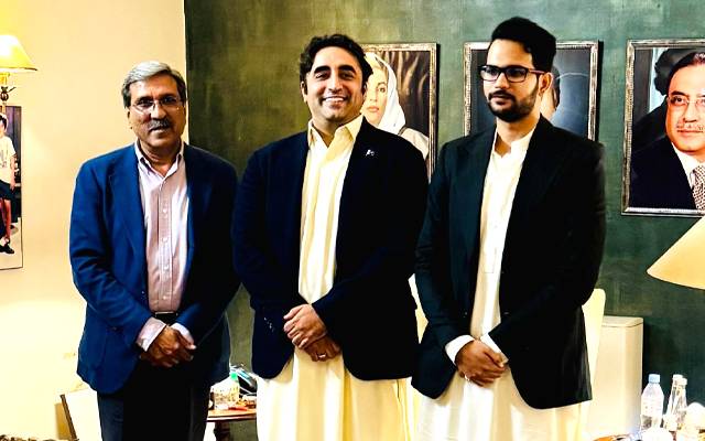 آزاد امیدوار نے پیپلزپارٹی میں شمولیت اختیار کرلی