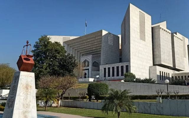 جج کیخلاف ایک بار کارروائی شروع ہو جائے تو استعفے سےختم نہیں ہوگی، سپریم کورٹ