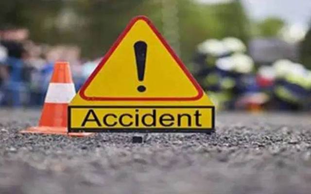 باٹا پور: تیز رفتار کار بے قابو ، حادثے میں پولیس اہلکار جاں بحق