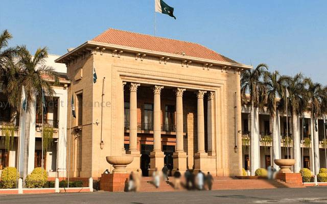  پنجاب اسمبلی میں ارکان سپیکر کے انتخاب کے لئے تین پولنگ بوتھس میں ووٹ کاسٹ کریں گے