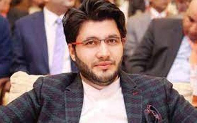  پشاور زلمی کے باس نے بابر اعظم کو قیمتی کار دے دی