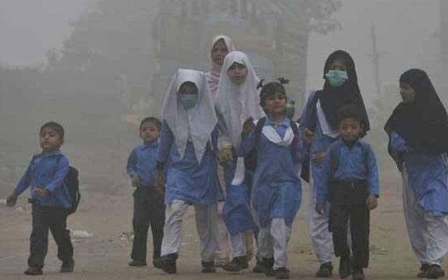 سکولز ایک ہفتے کیلئے بند 