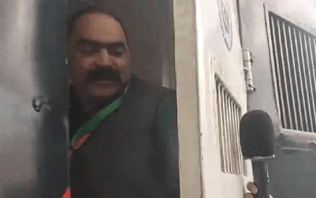پی ٹی آئی کے ملک گیر احتجاج کی کال پر چند شہروں میں مظاہرے، لاہور میں چھ گرفتار