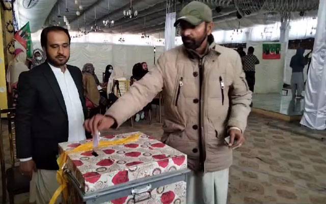 پی ٹی آئی کا کوئٹہ میں انٹرا پارٹی الیکشن، باقی ملک میں عہدیدار بلامقابلہ کامیاب ہونے کا اعلان