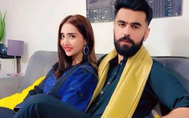سحر مرزا نے آن لائن نکاح کے بعد شوہر کے ساتھ پہلی تصویر وائرل
