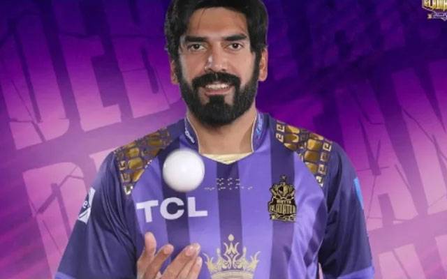 پی ایس ایل 9؛ کوئٹہ گلیڈی ایٹرز کے اسپنر عثمان طارق کا بولنگ ایکشن مشکوک قرار