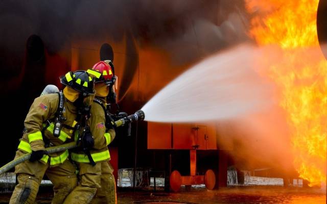  انارکلی :دکان میں آتشزدگی ، قیمتی سامان جل کر راکھ 